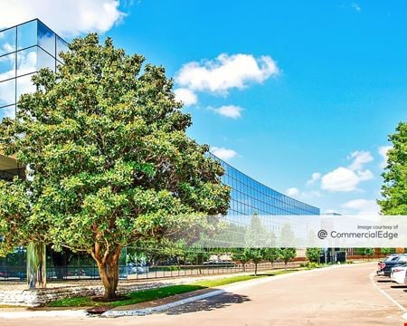 A look at Great Hills Plaza commercial space in Austin