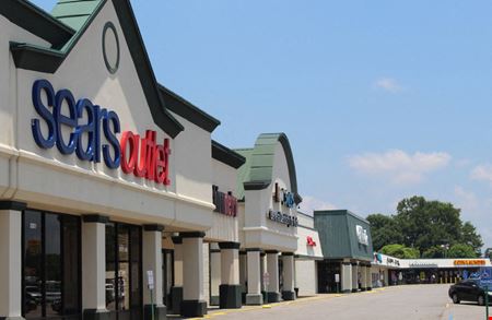 A look at Parkway Plaza Shopping Center commercial space in Lafayette