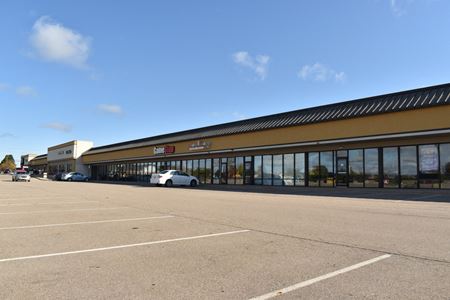A look at Lansing Towne Center commercial space in Lansing