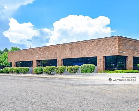 A look at I-96 Office Center commercial space in Livonia