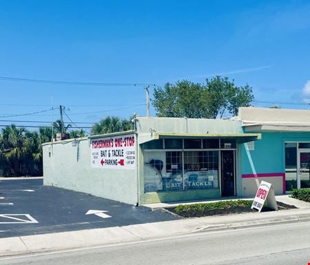 A look at 1649 E Sample Rd commercial space in Pompano Beach