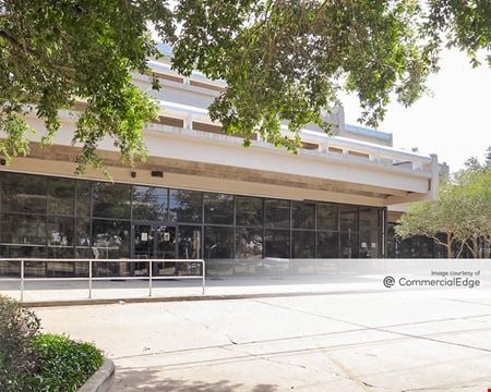 A look at Latter Center West Office space for Rent in Metairie