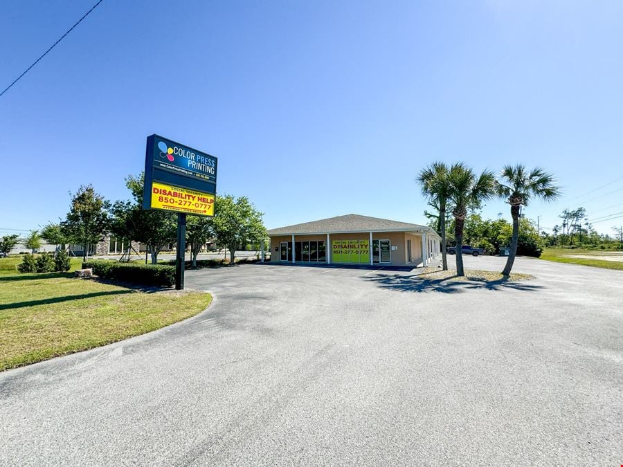 Up to 2,000 SF +/- Office/ Retail Suites | Lynn Haven Parkway
