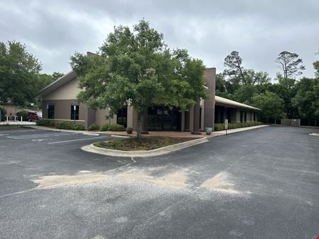 A look at Medical Office Equipped with  Special Operating Procedure Room commercial space in Pensacola