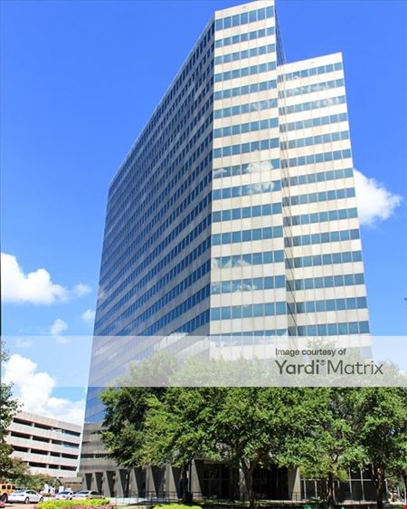 A look at 5599 San Felipe Street Office space for Rent in Houston