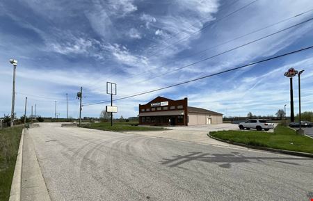 A look at Trophy Property commercial space in Marion