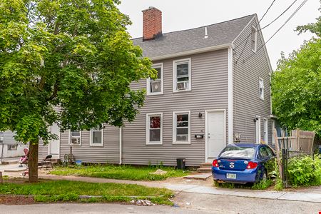 A look at Renovated Townhome Style Duplex commercial space in Nashua