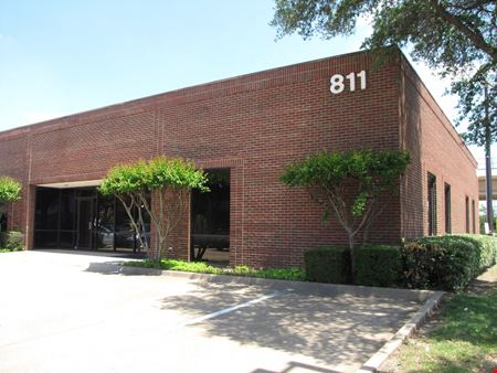 A look at Parkway Square Industrial space for Rent in Plano