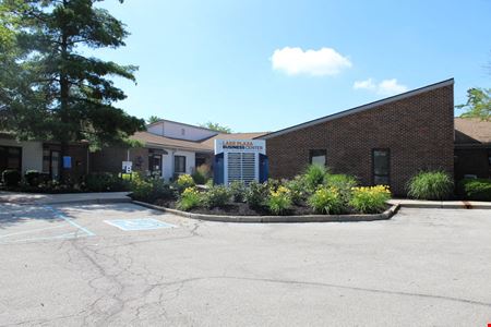 A look at Lake Plaza Business Center commercial space in Indianapolis