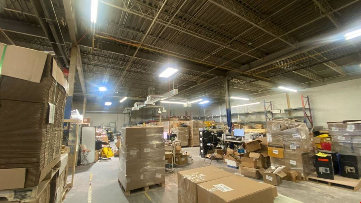 5,000 sqft private industrial warehouse for rent in Scarborough