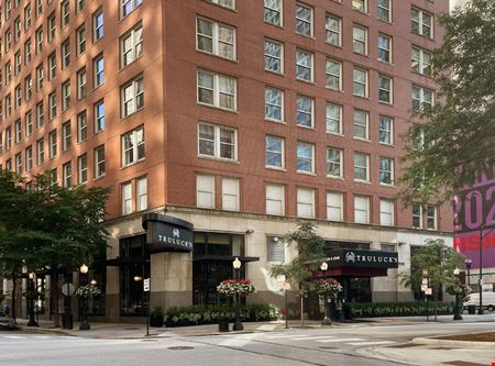 A look at 41 E Chestnut Street Retail space for Rent in Chicago