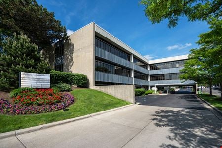 A look at 36800 Woodward Avenue commercial space in Bloomfield Hills
