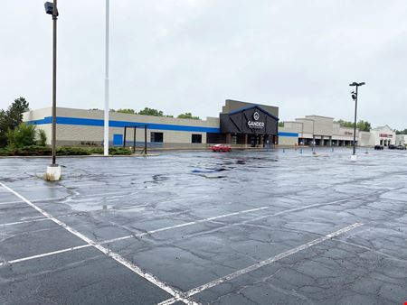 A look at Former Gander Outdoors Space Commercial space for Rent in Flint