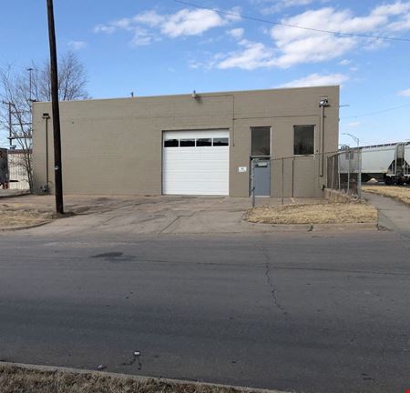 A look at 930 E. Zimmerly commercial space in Wichita