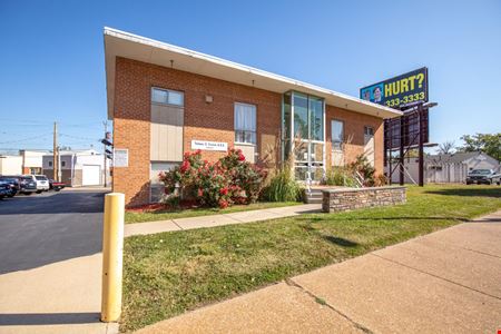 A look at 4224 Watson Rd commercial space in Saint Louis