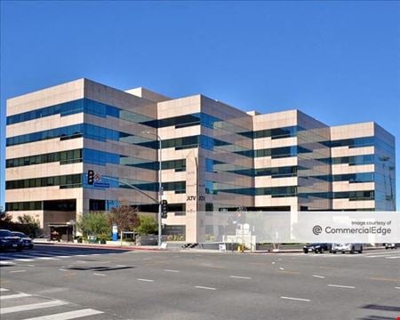 A look at 16501 Ventura Office space for Rent in Encino