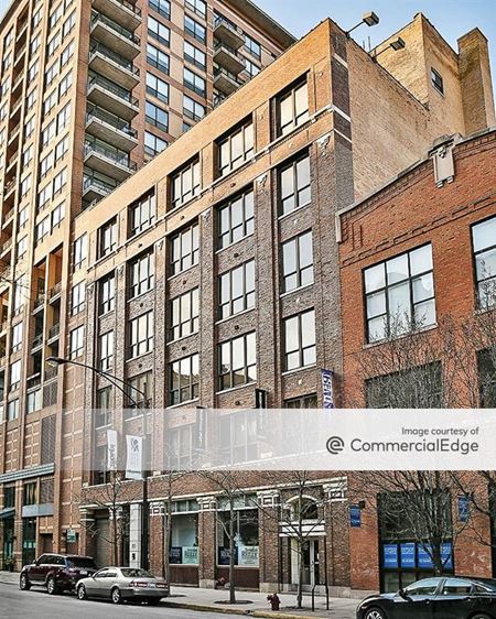 A look at 372 West Ontario Street commercial space in Chicago