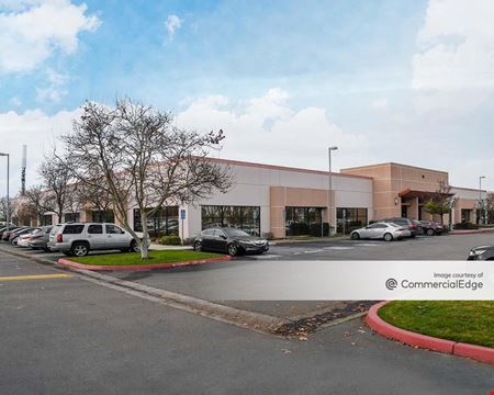 A look at 90 West Ashlan Avenue Commercial space for Rent in Clovis