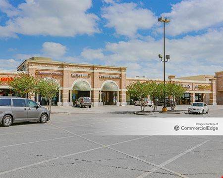 A look at MacArthur Crossing - 7730 North MacArthur Blvd Retail space for Rent in Irving