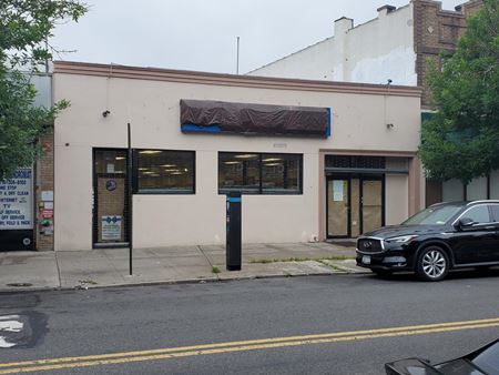 A look at 7132 Myrtle Ave Retail space for Rent in Ridgewood