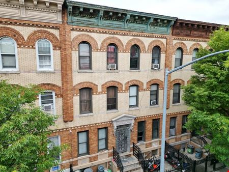 A look at 3215 48th St commercial space in Astoria