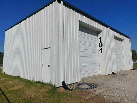 A look at 2000 sqft Warehouse commercial space in New Bern