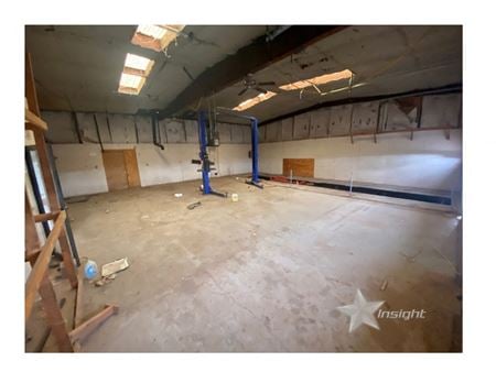 A look at 921-925 Falcon Rd. Industrial space for Rent in Altus