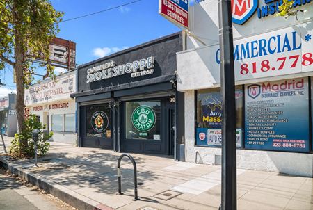 A look at 7013 Reseda Blvd commercial space in Reseda