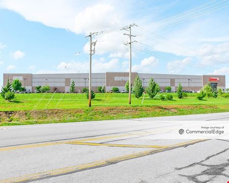 A look at Coleman Company Midwest Commerce Center Bldg 1 commercial space in Gardner