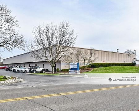 A look at Deerfield North Industrial space for Rent in Blue Ash