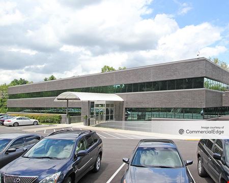 A look at 4350 Brownsboro Road commercial space in Louisville