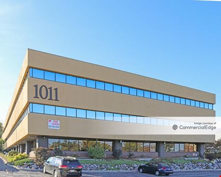 A look at 1011 North Mayfair Road Office space for Rent in Wauwatosa