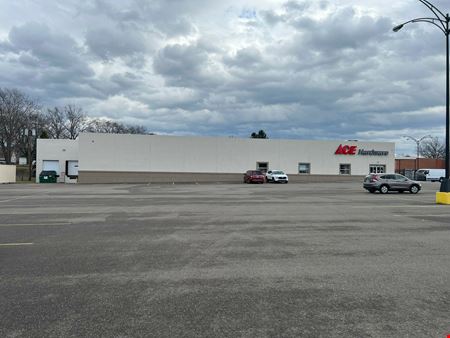 1600 Whipple Ave NW - Canton