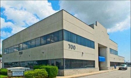 A look at 700 Stewart Ave Office space for Rent in Garden City