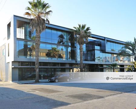 A look at 900 Wilshire Blvd commercial space in Santa Monica