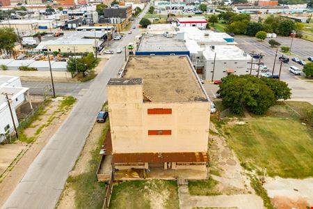 A look at 301 S 13th St commercial space in Waco