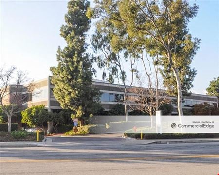 A look at Orangewood Corporate Plaza Commercial space for Rent in Orange