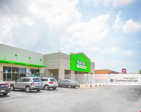 A look at Northgate Shopping Center commercial space in Tampa