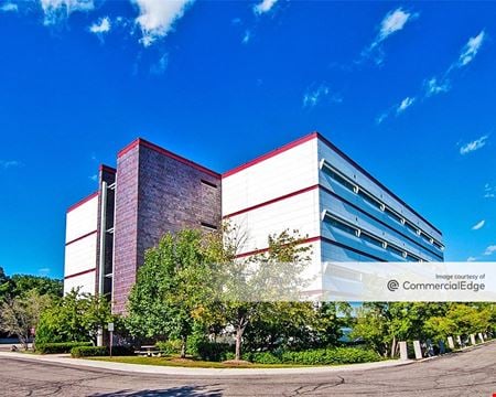 A look at Farmbrook II Medical Building Commercial space for Rent in Southfield
