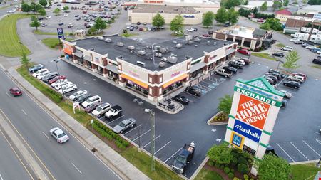 A look at Clinton Highway Shops Commercial space for Rent in Knoxville