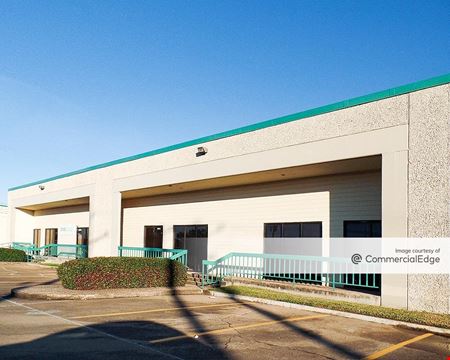 A look at Prologis Post Oak - 4406-4470 West 12th Street &amp; 1296-1298 North Post Oak Road Commercial space for Rent in Houston