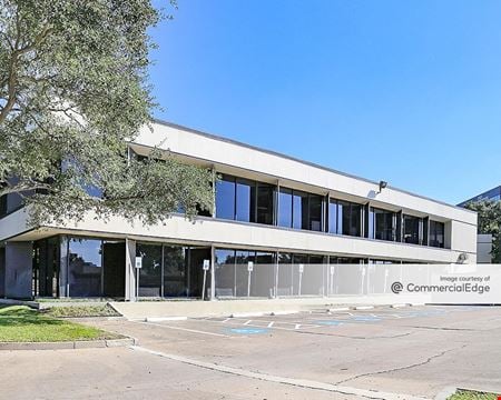 A look at Woodchase Building II commercial space in Houston