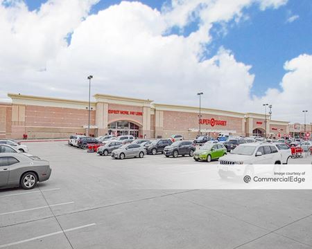 A look at Mansfield Towne Crossing - Target commercial space in Mansfield