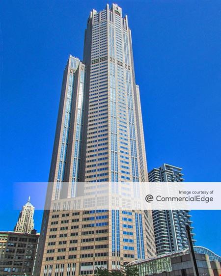A look at 311 South Wacker Drive commercial space in Chicago
