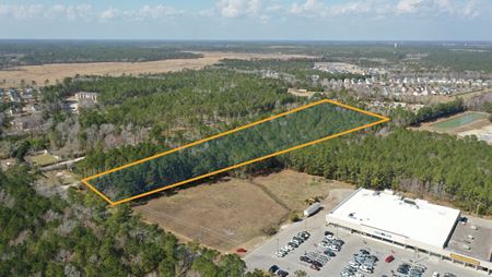 A look at Onslow Co. NC 11+ Acre Food Lion Shadow Development Site commercial space in Sneads Ferry