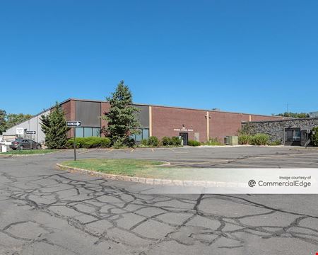 A look at 240-280 West Nyack Road Industrial space for Rent in West Nyack