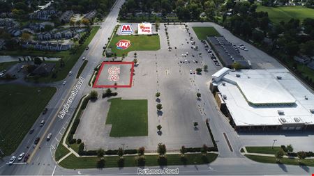A look at Maplecrest Road - 7201-7399 commercial space in Fort Wayne