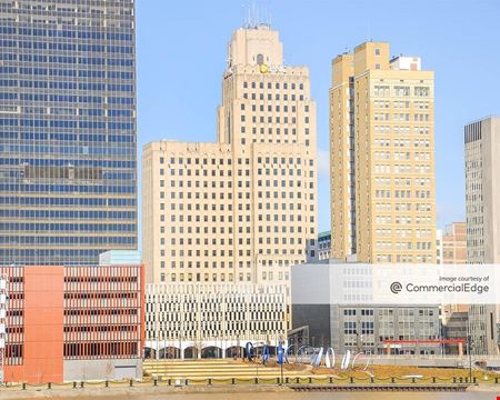 A look at PNC Bank Building Office space for Rent in Toledo