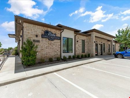 A look at 1686 Keller Pkwy commercial space in Keller
