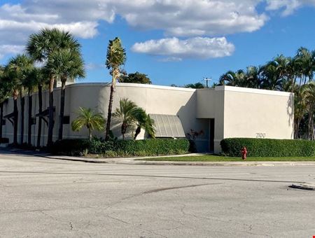 A look at 2100 S. Andrews Ave. commercial space in Fort Lauderdale